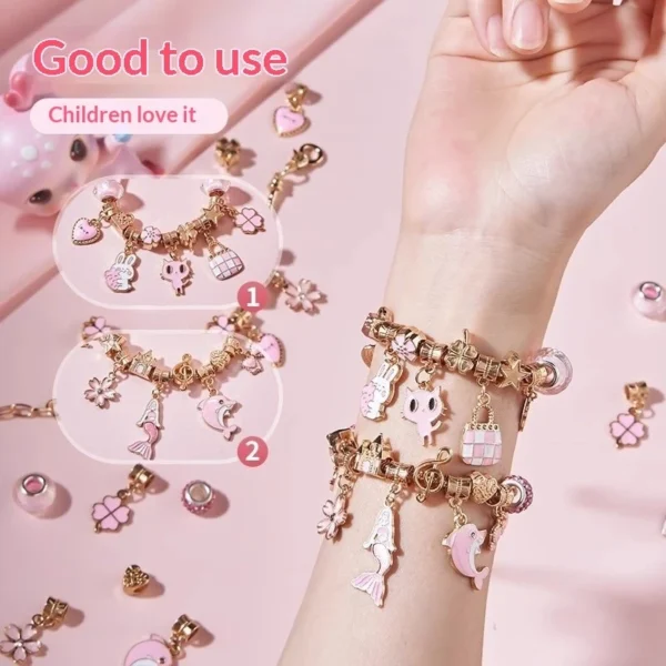 Kids  Jewelry DIY Castle Kit   Includes Necklace Components   Princess Themed Craft Toy with Large Hole Beads for Safe  Creative Play   An Educational and Imaginative Gift